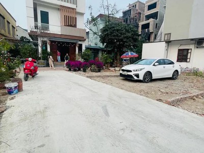 Đất phố hồng tiến mới 50m2, mặt tiền 5,1m, xe tải vào nhà, gần phố - 12 tỷ 1