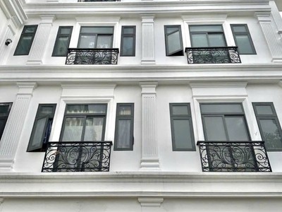  bán tòa nhà chdv   hồ văn long, bình tân 0