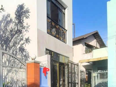 Nhà 3 tầng hẻm nhựa 5m linh tây cách phạm văn đồng 300m 50m giá 5.5 tỷ 2