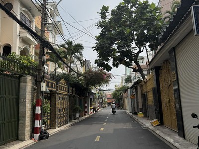 Bán nhà hẻm 8m âu cơ, phường 10, quận tân bình  7,5 20  vị trí 2mt 4