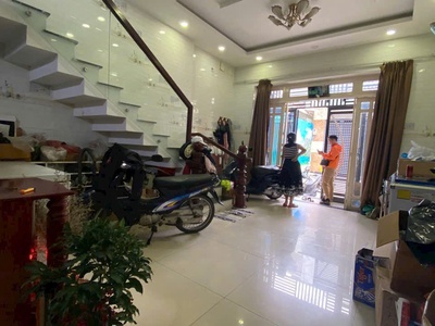 Bán nhà 4 tầng quốc lộ 13 liền kề vạn phúc city 60m2 ngang 4,5m ô tô đỗ cửa chỉ 7,2 tỷ 1