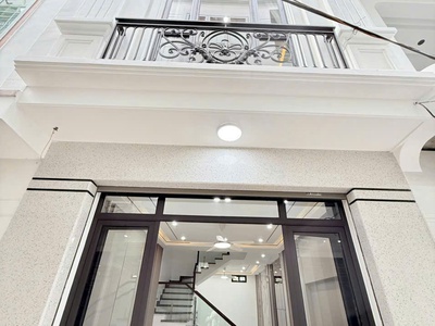 Bán nhà thiên lôi ngay cạnh aeon, 50m 4 tầng, ô.tô đỗ sát nhà 0