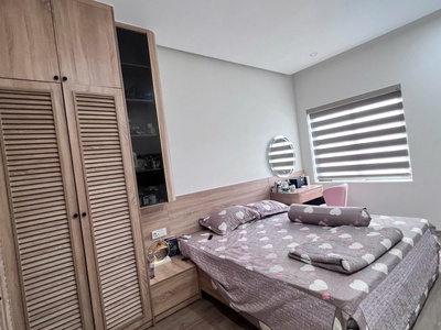 Bán nhà hẻm đoàn trần nghiệp nhìn ra đường 2/4 cách 100m diện tích : 42m2  full nội thất nhà gồm 1 0