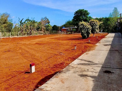 Cần gấp trong 10 ngày  e chính   giá 735tr chốt  không thương lượng 1