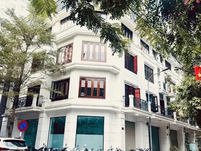 Cho thuê nhà 5 tầng lô góc tại 90 nguyễn tuân, thanh xuân, hà nội 0