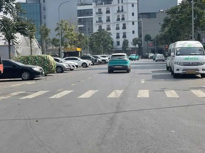 Đất mặt phố hồng tiến  dt 85m - mt 5,1m  một mặt phố - một mặt ngõ  tiềm năng đầu tư vô hạn 3