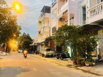 Nhà 2 mặt tiền khu TDC Đông Mương, Vĩnh Hoà   ĐƯỜNG 13M   GIÁ CHỈ 4,75 TỶ 1