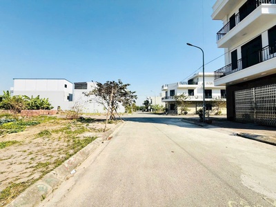 Bán đất đấu giá Đống Chuối, Hùng Vương, Hồng Bàng, Hải Phòng. 3,4 tỷ-73m2 0