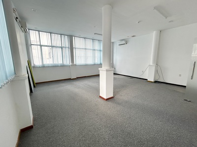 Chủ sở hữu cho thuê văn phòng 77-79-81 Đào Duy Từ, Quận 10 0