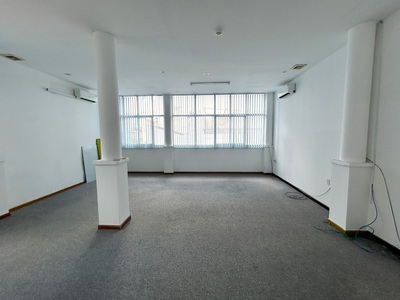 Chủ sở hữu cho thuê văn phòng 77-79-81 Đào Duy Từ, Quận 10 4