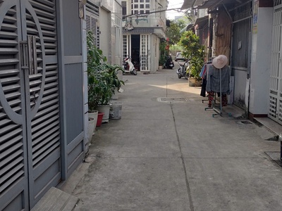 Nhà đẹp ở ngay, hẻm xe hơi, 44 m2, 2 tầng, Tây Thạnh, Tân Phú, giáp khu CN Tân Bình 3