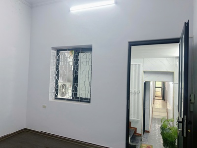 Chính chủ cho thuê mặt bằng tầng 2, 80m2, 4 phòng, Đê La Thành Nhỏ, quận Đống Đa, HN 5