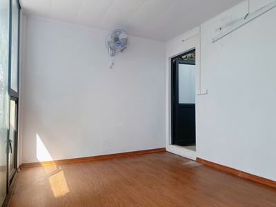 Chính chủ cho thuê mặt bằng tầng 2, 80m2, 4 phòng, Đê La Thành Nhỏ, quận Đống Đa, HN 9