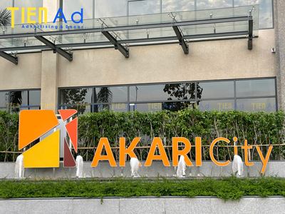 Bảng hiệu mica giá tốt, chất lượng 0