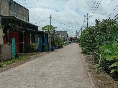 Bán nhà hai tầng mặt tiền đường hẻm lớn sát quốc lộ 22 củ chi ngang hơn 9m hơn 300m2 nhỉnh 5tỷ 0