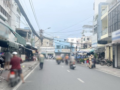 Nhà 3 tầng mặt tiền kinh doanh đinh hoà p13q8. giá 8.2 tỷ 2