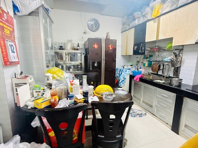 Nhà 1 lầu btct hẻm 5m / âu dương lân p3q8  p.chánh hưng 2