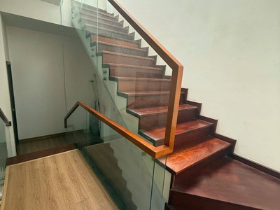 Bán nhà 3 tầng đường hòa phú 10 - view công viên 3