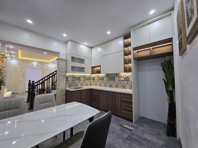 Nhà đẹp đón tết-  trung tâm cầu giấy- dân xây chắc chắn - vuông vức nở hậu 38/42m2 . 2