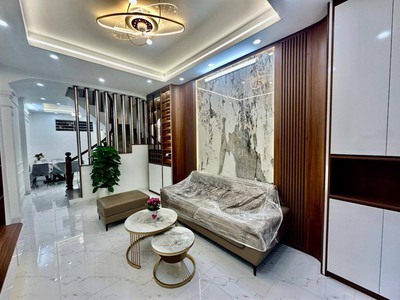 Nhà đẹp kim giang - 38m 5 tầng - ô tô đỗ gần - kinh doanh. giá nhỉnh 10 tỷ 0