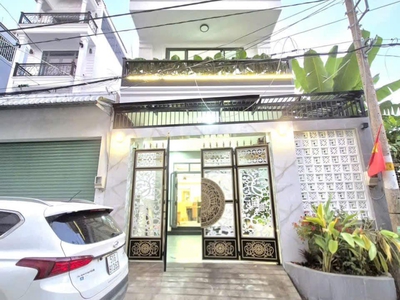  nhà sân vườn   xe hơi ngủ nhà   giá rẻ- đào tông nguyên  0