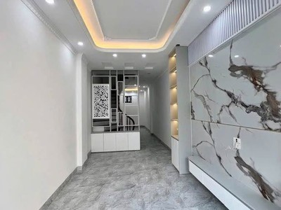 Bán nhà mới thạch bàn 41m 5 tầng 4 ngủ nhỉnh 7 tỷ chỉ 1 căn duy nhất không có căn thứ hai 0