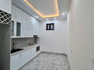 Bán nhà mới thạch bàn 41m 5 tầng 4 ngủ nhỉnh 7 tỷ chỉ 1 căn duy nhất không có căn thứ hai 2