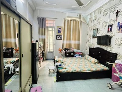 Nhà hxh đường bạch đằng quận bình thạnh phường 24 cũ. 2