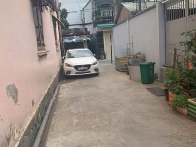 Hẻm ô tô- khu vip lạc long quân- nở hậu 7.5m- đang cho thuê 40tr/01 tháng- 3 tầng- 19 phòng- 19 wc- 0