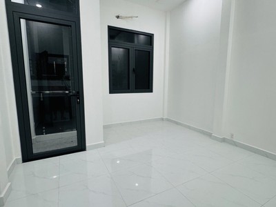 Bán nhà nguyễn thị búp quận 12 hẻm xe hơi 2 tầng 42m2 - sổ riêng dọn vào ở ngay. 3