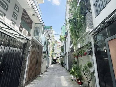 Nhà đường nguyễn đình chiểu phường 4 quận 3 cũ. 0