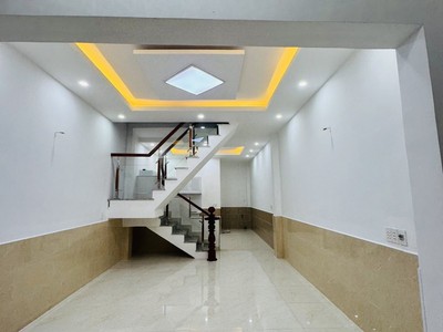 Bán nhà nguyễn thị búp quận 12 hẻm xe hơi 2 tầng 42m2 - sổ riêng dọn vào ở ngay. 1