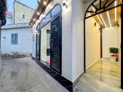 Nhà mới giáp phú mỹ hưng , huỳnh tấn phát tt nhà bè.cách mặt tiền chỉ 10m, hẻm thông thoáng 0