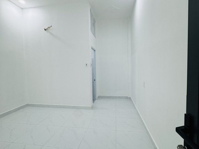 Bán nhà nguyễn thị búp quận 12 hẻm xe hơi 2 tầng 42m2 - sổ riêng dọn vào ở ngay. 4