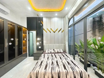 Nhà mới giáp phú mỹ hưng , huỳnh tấn phát tt nhà bè.cách mặt tiền chỉ 10m, hẻm thông thoáng 4