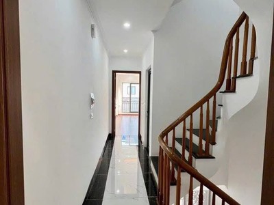 Bán nhà mới thạch bàn 41m 5 tầng 4 ngủ nhỉnh 7 tỷ chỉ 1 căn duy nhất không có căn thứ hai 4