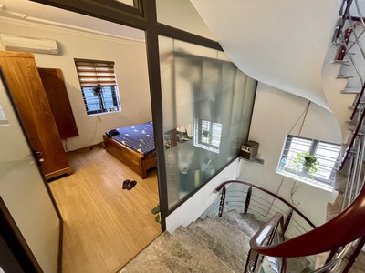 Cho thuê nhà phố Văn Cao, DT: 60m2, 4 phòng ngủ. 3