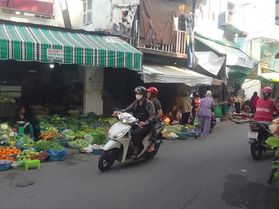 Nhà mtkd quận 11 - vị trí đẹp - lô góc -dt 35m2 x 3t - ngang 4.3m - kinh doanh đa ngành nghề - đang 3