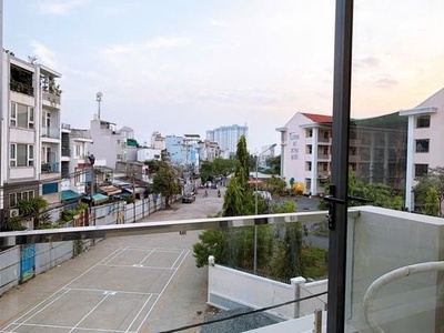 Nhà mới đ.đoàn văn bơ- vách 2 căn có xe hơi đến đón- chỉ 3.55- hướng đi bến vân đồn, khánh hội, 1