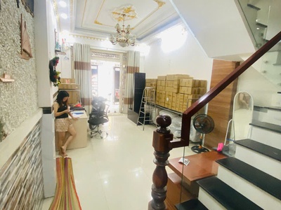 Giảm 400tr bán trước tết lk 4-5 ngay chợ bình thành hẻm 6m sát mặt tiền 64m2,4tầng 6 tỷ 1 2