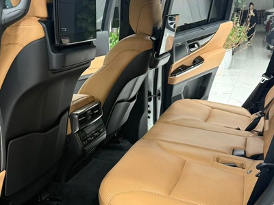 Bán Lexus LX600 7 chỗ sản xuất 2023 Siêu lướt. 6