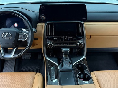 Bán Lexus LX600 7 chỗ sản xuất 2023 Siêu lướt. 7