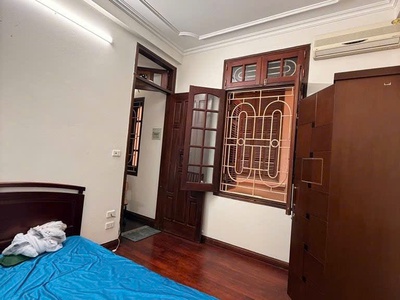 Siêu hiếm bán nhà đại la 4 tầng dân xây lô góc VF3 thông kinh doanh hai bà trưng 1