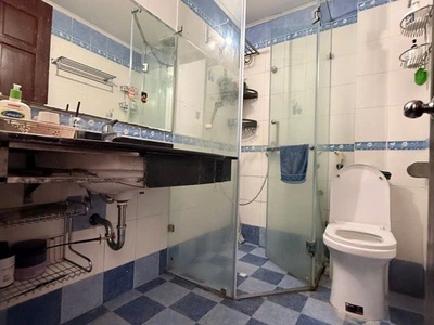 Siêu hiếm bán nhà đại la 4 tầng dân xây lô góc VF3 thông kinh doanh hai bà trưng 2