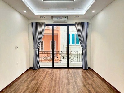 Siêu phẩm trần khát chân bán nhà 4 tầng long lanh ngõ thông kinh doanh nhỏ hai bà trưng 1