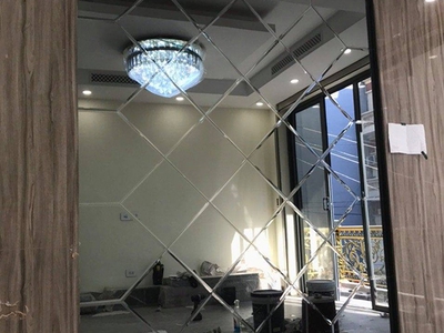 Trần gương màu trà: phối ánh sáng thế nào để  lên màu  chuẩn sang 0