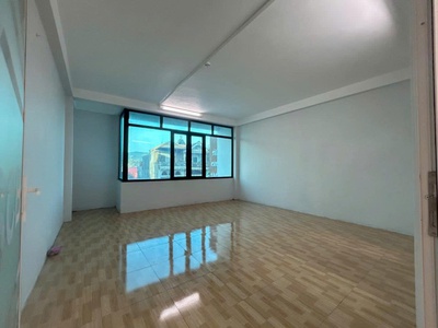 Bán nhà mặt phố Quang Trung, tp Uông Bí, DT 185m2 MT 6.6m, Văn phòng hoặc Kinh doanh, 16.2 tỷ 2