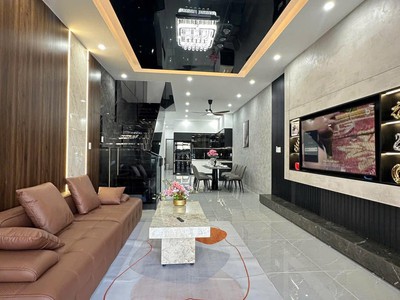 Bán nhà 3 tầng 3 mê full nội thất mới keng y hình 1