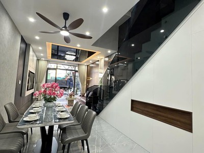 Bán nhà 3 tầng 3 mê full nội thất mới keng y hình 2