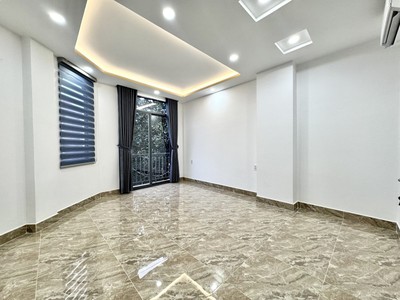 ‼ lê quang định   xe hơi vào nhà   4 tầng nở hậu - lô góc xây mới 2